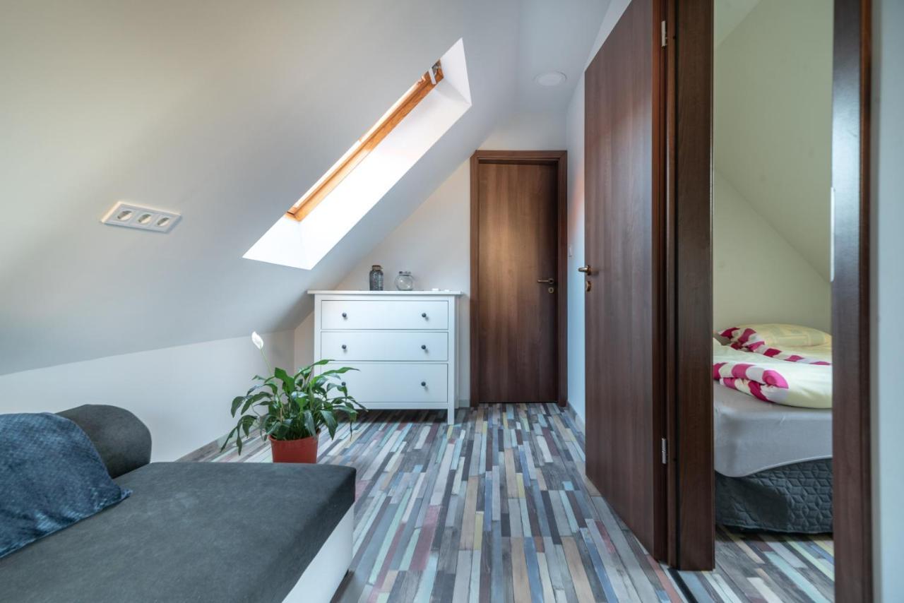 Buzavirág Apartman Keszthely Esterno foto