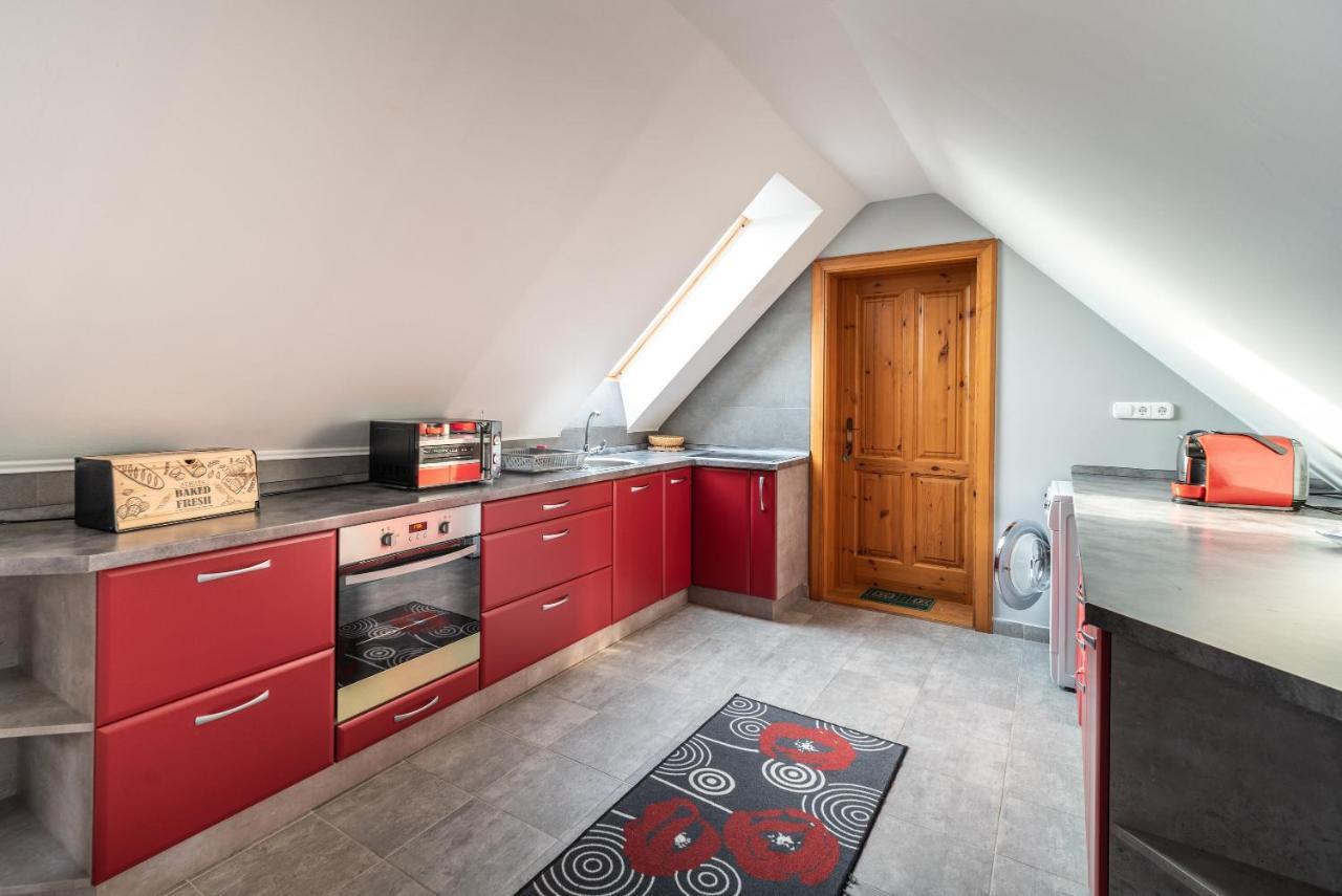 Buzavirág Apartman Keszthely Esterno foto