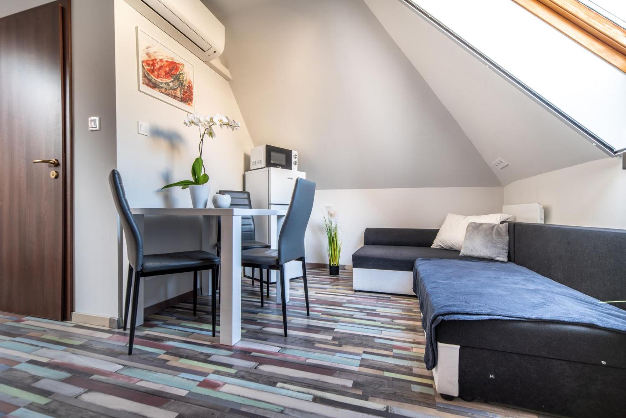 Buzavirág Apartman Keszthely Esterno foto