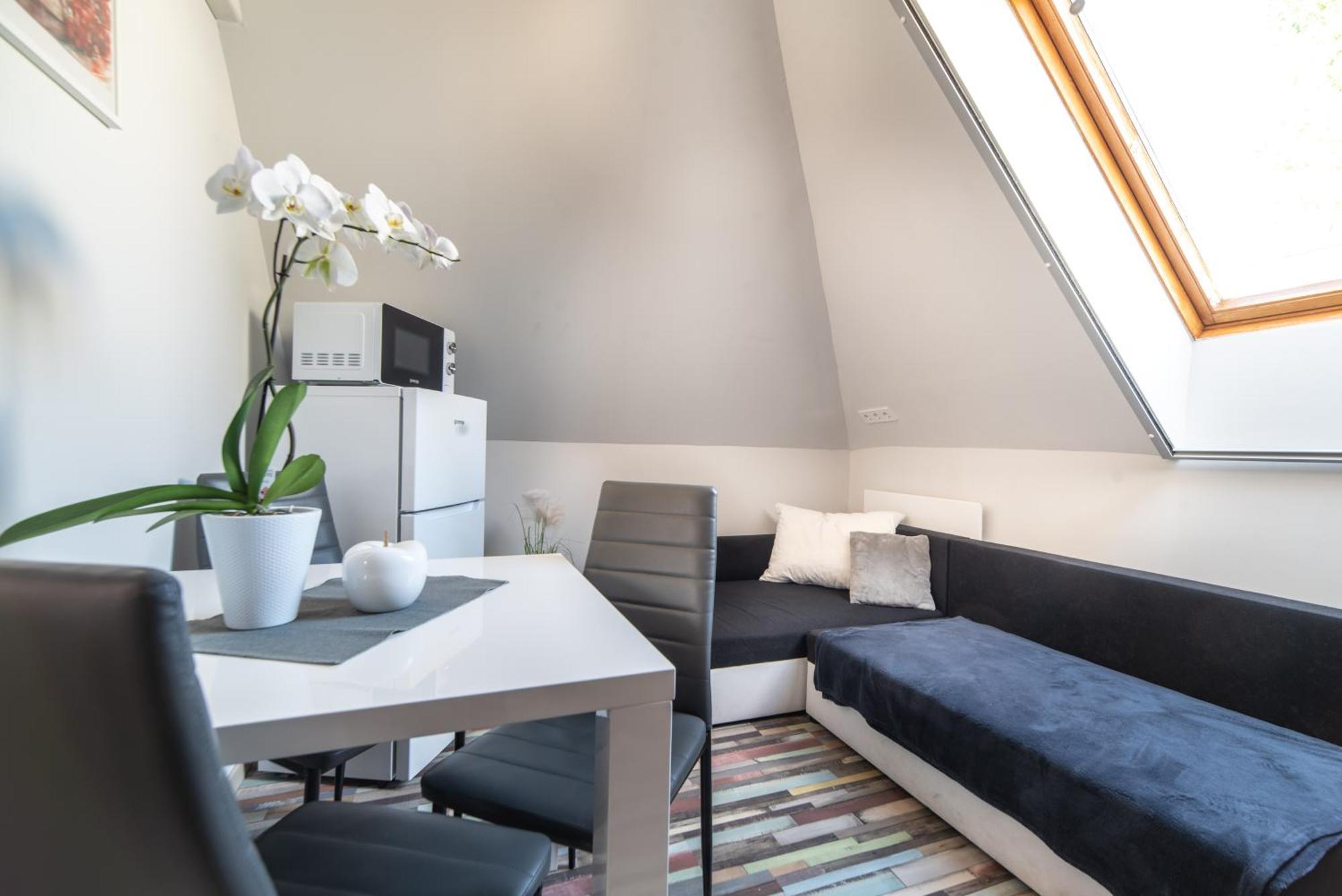 Buzavirág Apartman Keszthely Esterno foto